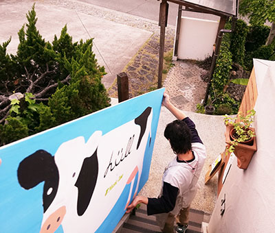 MUSIC ZOO �E�V�@�� ���� COW ART �Ŕ� �f�U�C�� �A�[�g